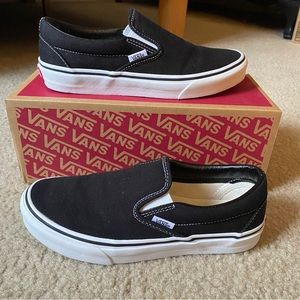 VANS Black Slip On